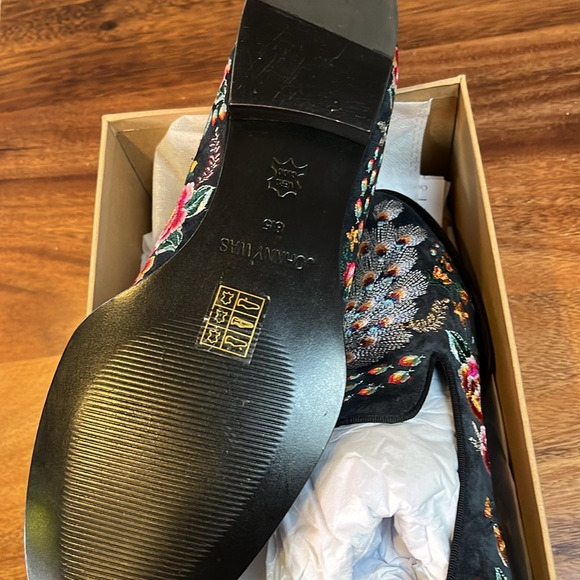 Johnny Was loafer slippers - Picture 6 of 8